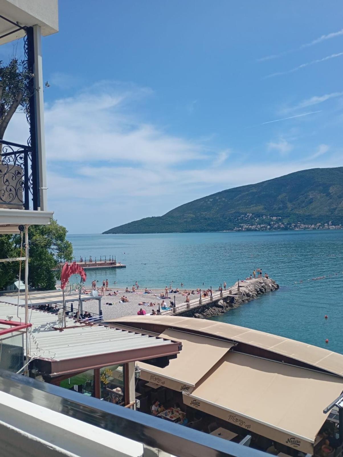 Apartments Cebra Herceg Novi Exteriör bild